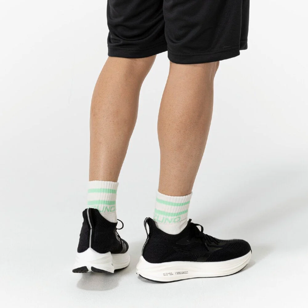 1P LINE SOCKS (SHORT) - Image 4